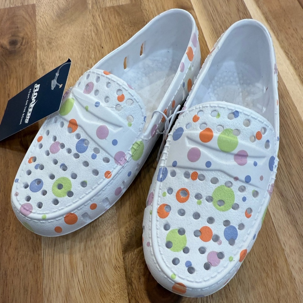 Floafers Kids size C12 NWT